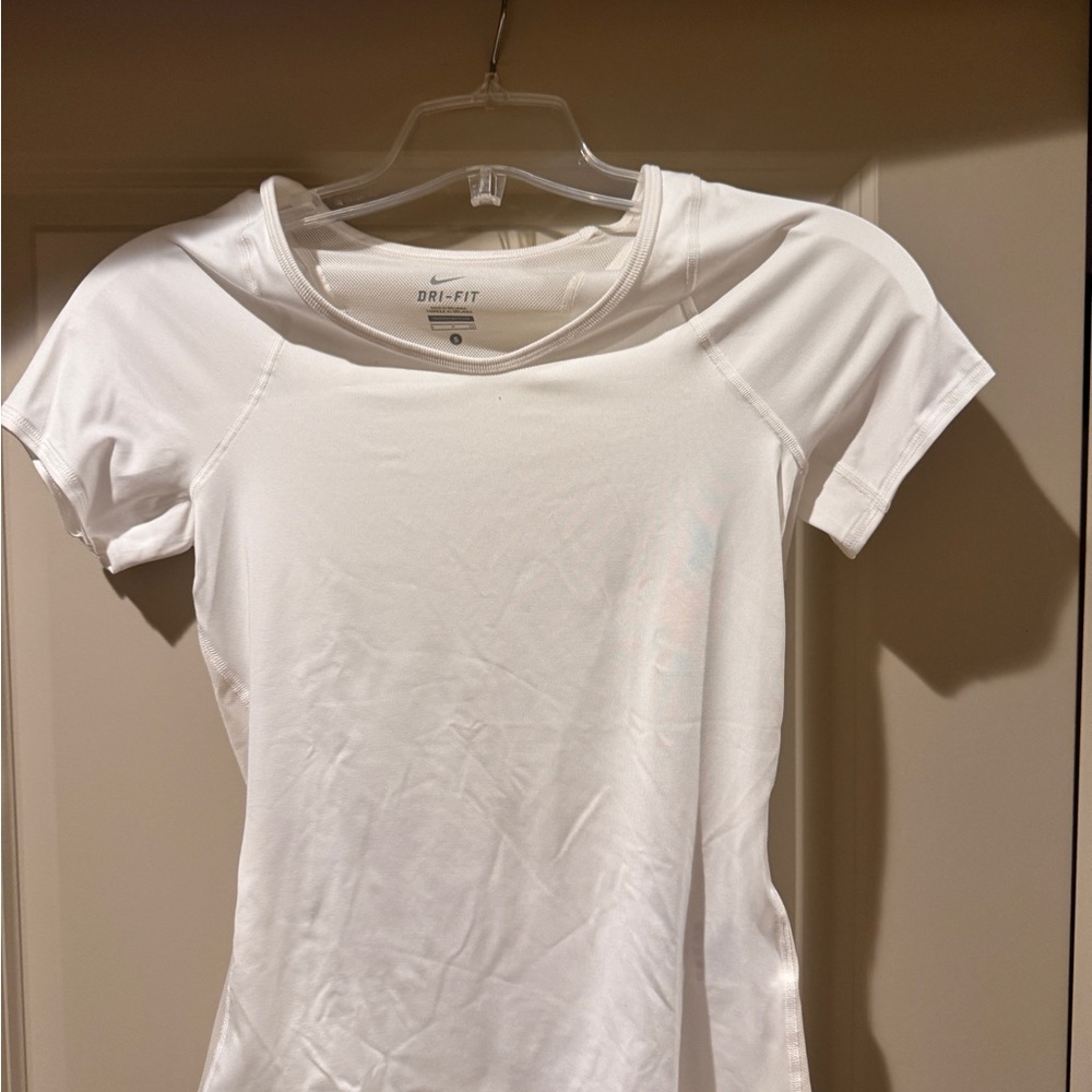 Nike Women's Classic White Short Sleeve Tee